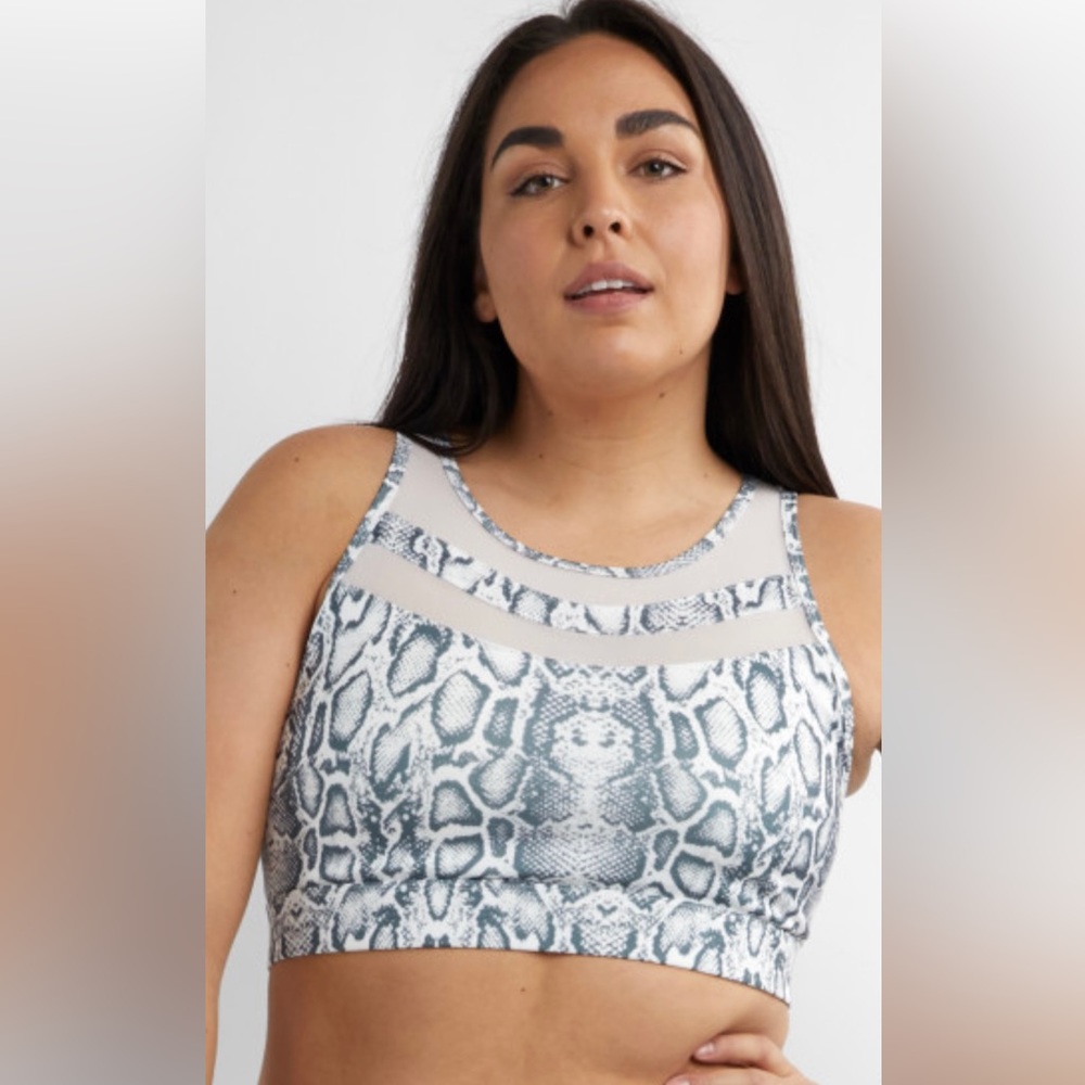 Savvi Khali sports bra XL